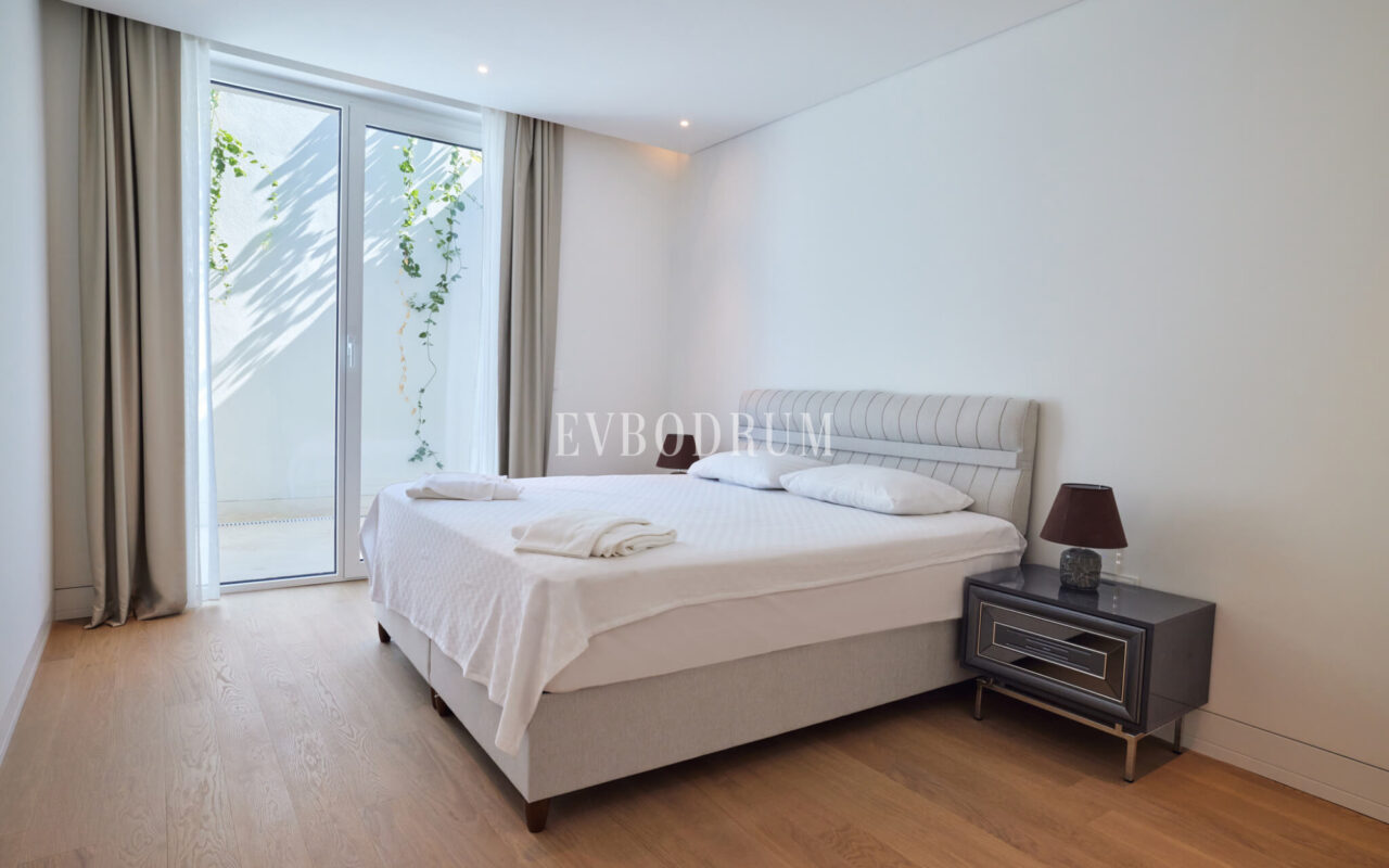 Yalıkavak’ta özel havuzlu, mimari tasarımlı yeni proje