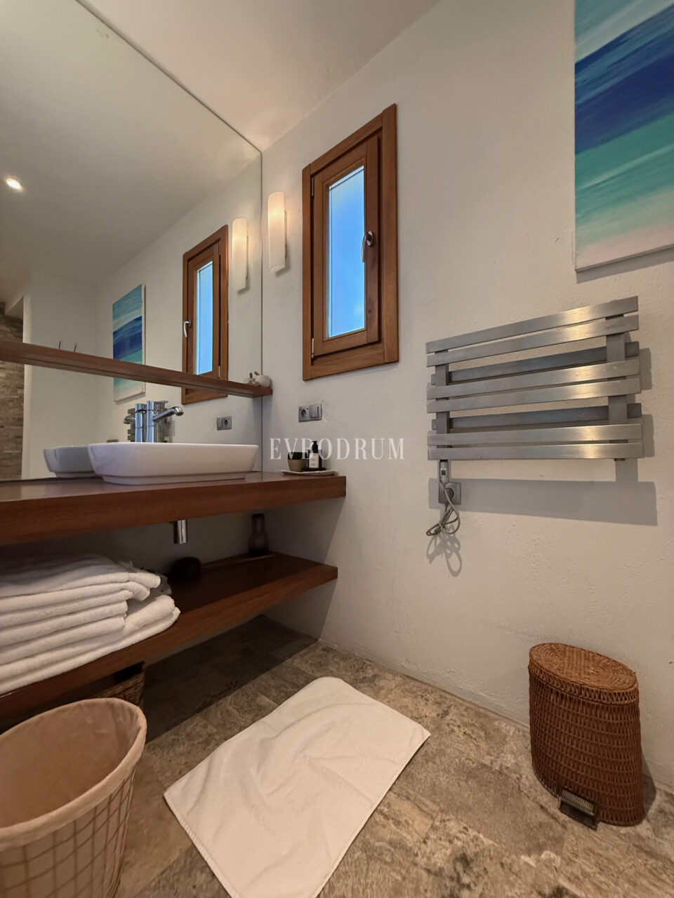 Grosse Villa mit Pool und Garten im Herzen von Türkbükü