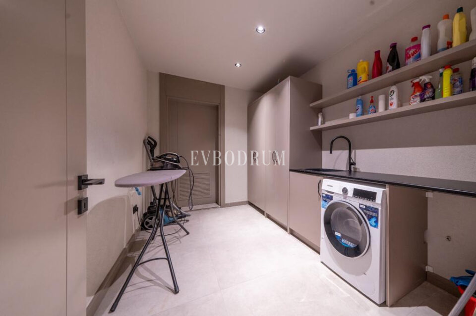 Bitez’de özel havuzlu, geniş ve lüks villa – Görsel 5