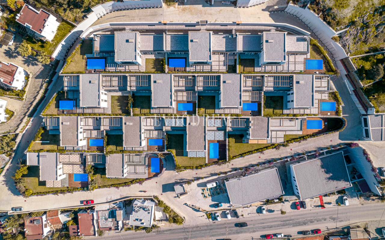 Yalıkavak’ta şehir konsepti:Deniz manzaralı, havuzlu lüks villa