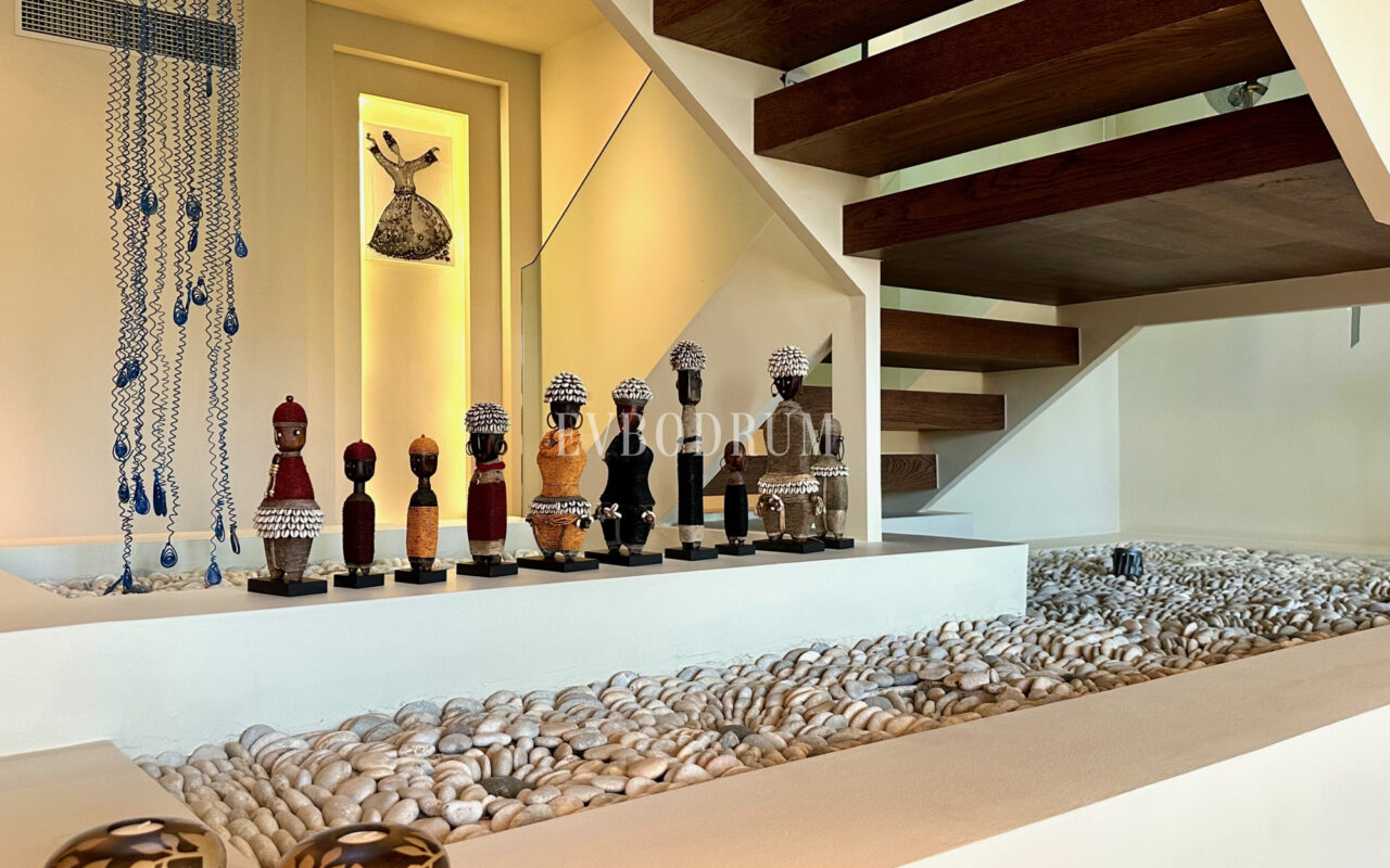 Yalıkavak Körfezi ve Marina Manzaralı Özel Villa