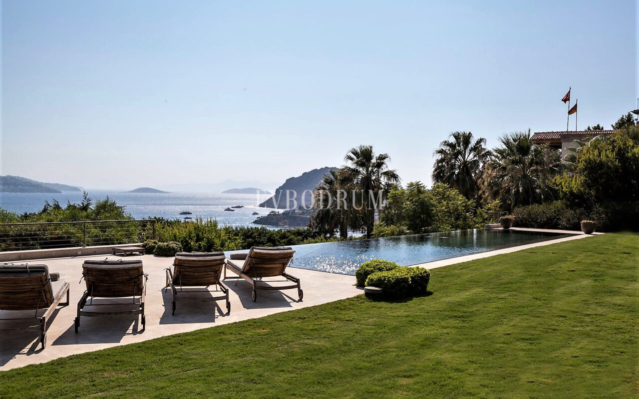 Olağanüstü özel, manzaralı kiralık villa