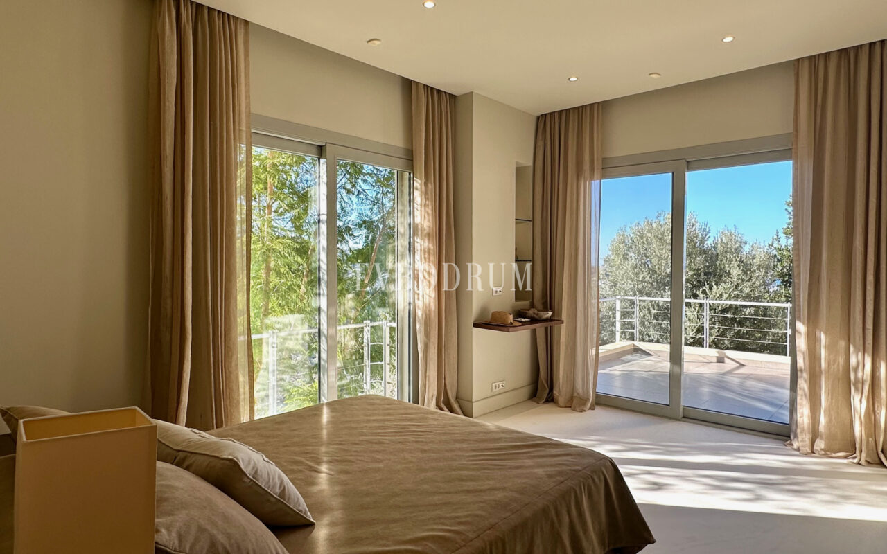 Yalıkavak Körfezi ve Marina Manzaralı Özel Villa