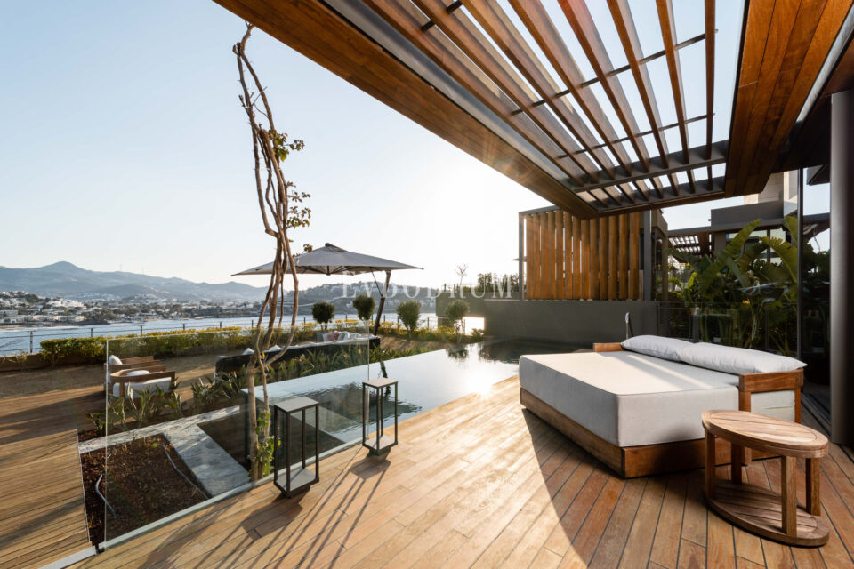 Yalıkavak’ta Denize Sıfır Lüks Villa – Görsel 1