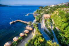 Özel Havuzlu ve Denize Erişimi Olan Lüks Villalar