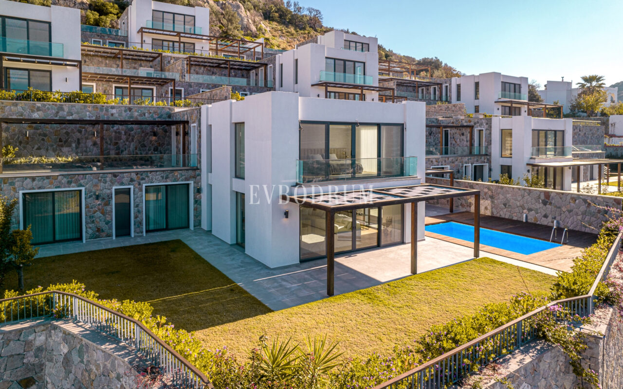 Yalıkavak’ta şehir konsepti:Deniz manzaralı, havuzlu lüks villa