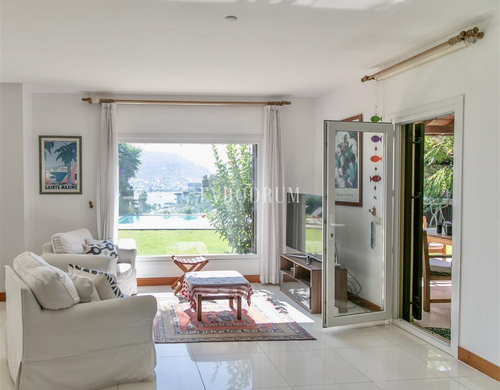 Sezonluk Kiralık: Gündoğan’da Özel Havuzlu Geniş Villa