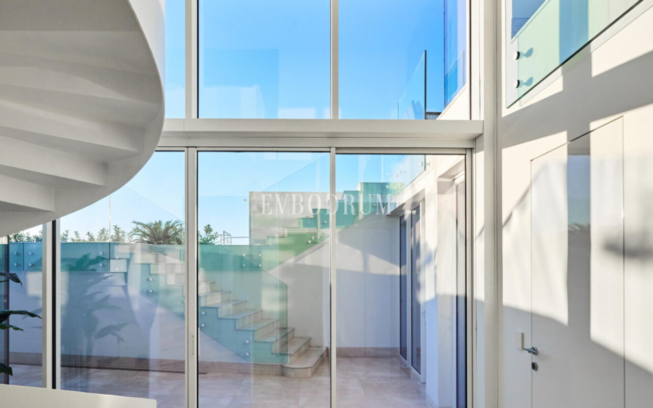 Yalıkavak’ta özel havuzlu, mimari tasarımlı yeni proje