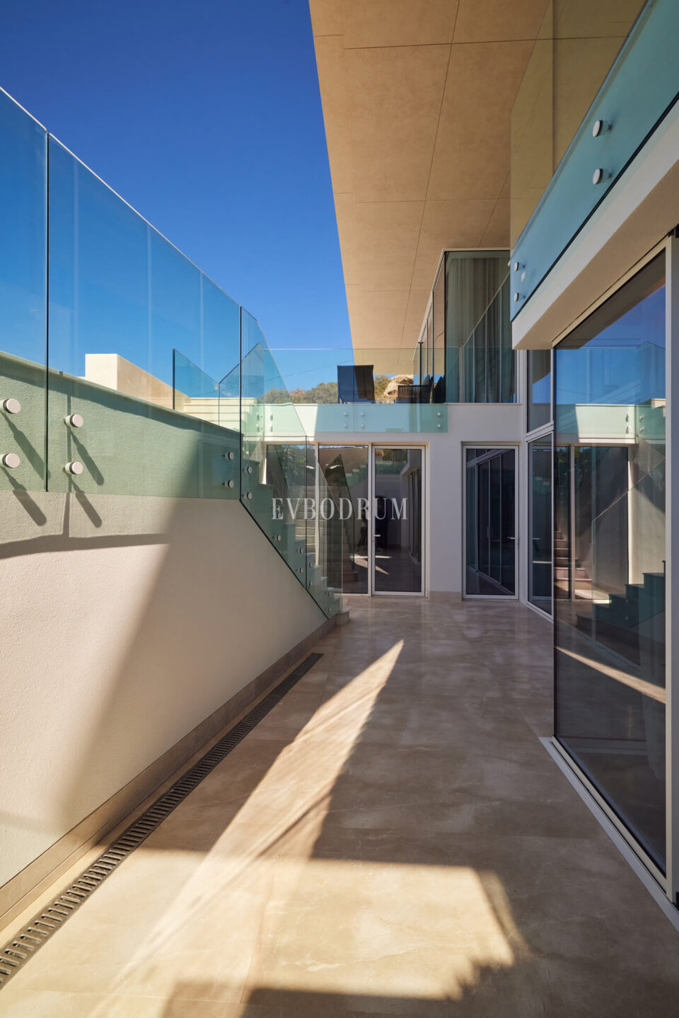 Yalıkavak’ta özel havuzlu, mimari tasarımlı yeni proje – Görsel 4