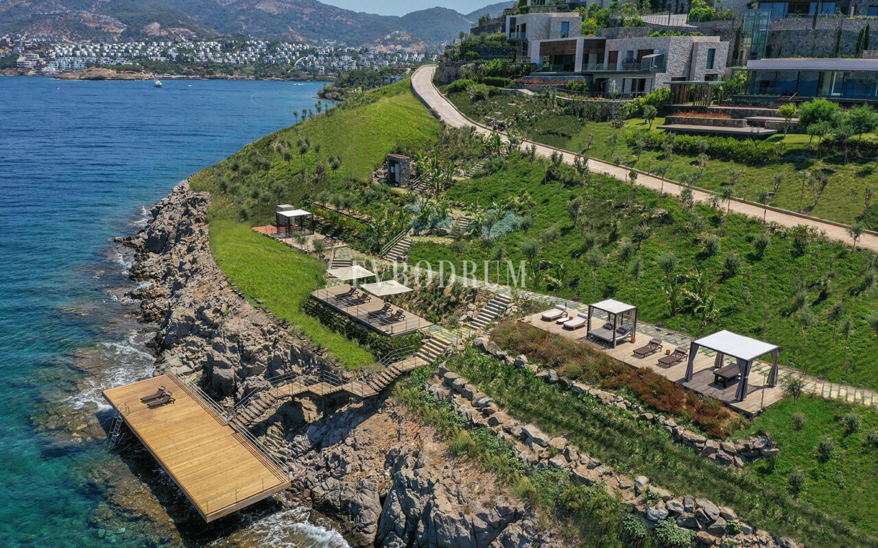 Yalıkavak’ta Denize Sıfır Lüks Villa