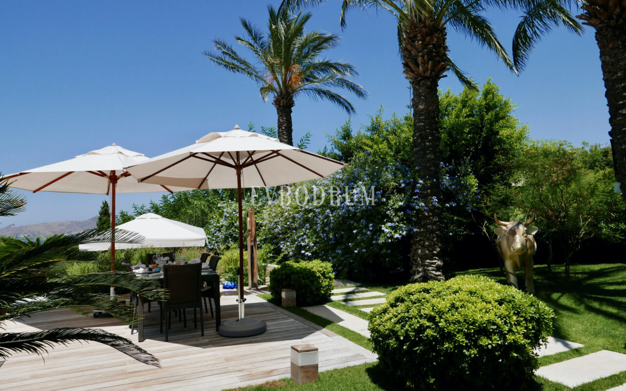 Yalıkavak ve Marina manzaralı olağanüstü özel mülk