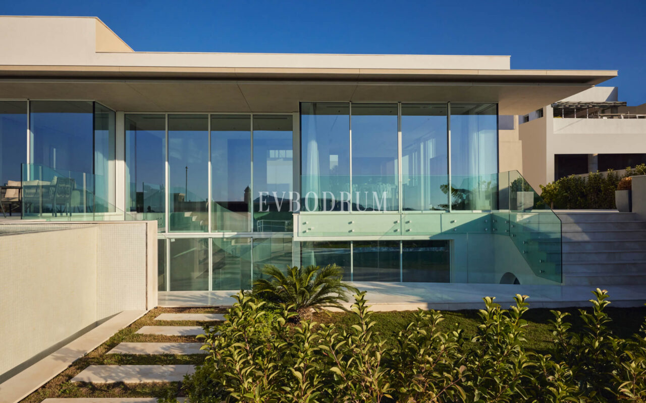 Yalıkavak’ta özel havuzlu, mimari tasarımlı yeni proje