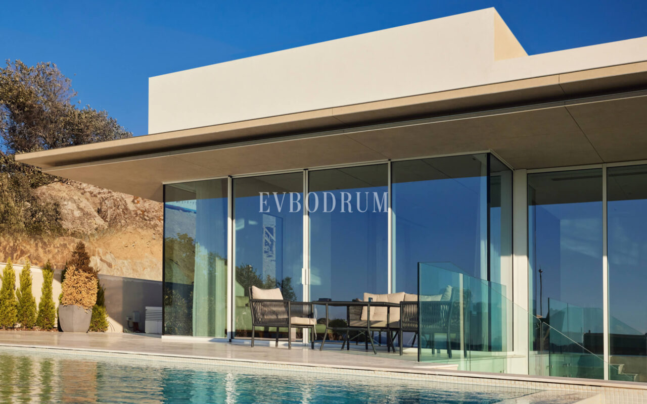 Yalıkavak’ta özel havuzlu, mimari tasarımlı yeni proje