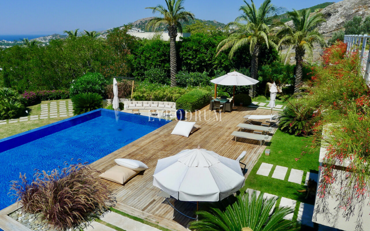 Yalıkavak ve Marina manzaralı olağanüstü özel mülk