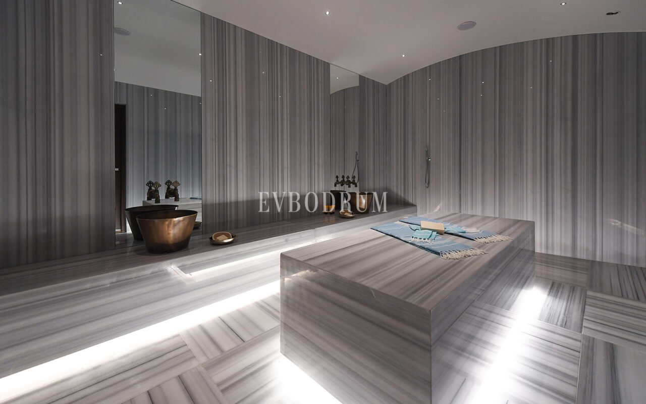 Yalıkavak’ta Denize Sıfır Lüks Villa