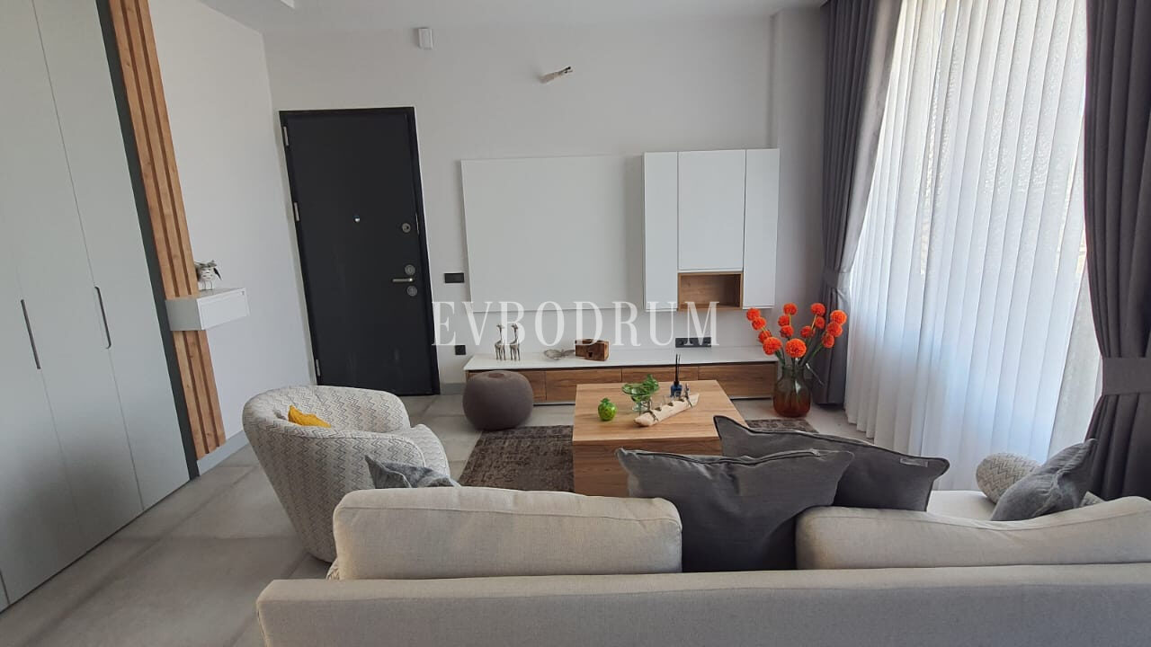 Plaja Yakın Ortak Havuzlu Daireler