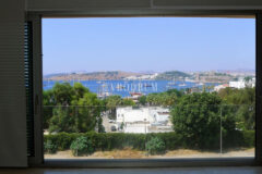 Bodrum Merkez’de Kale manzaralı, teraslı daire