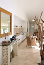 Gümüşlük’te ortak havuzlu mimari tasarımlı ev – Görsel 12