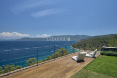 Özel Havuzlu ve Deniz Erişimli Yeni Villalar