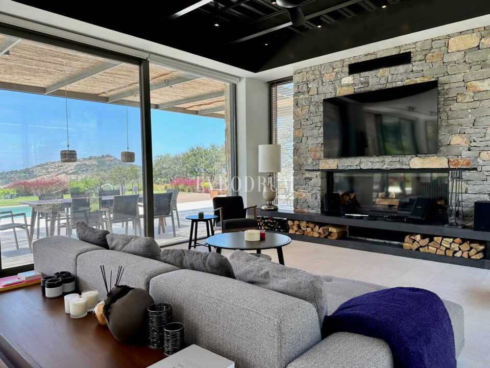 Stylisches Architektenhaus mit tollen Außenbereichen – Foto 5