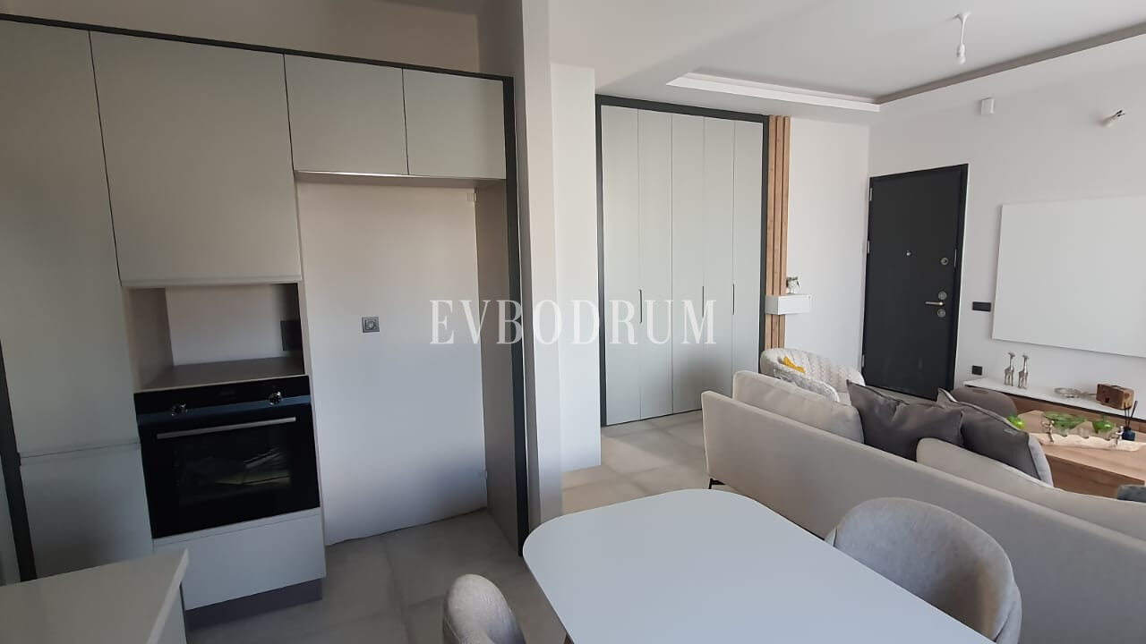 Plaja Yakın Ortak Havuzlu Daireler