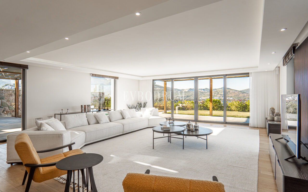 Yalıkavak’ta şehir konsepti:Deniz manzaralı, havuzlu lüks villa