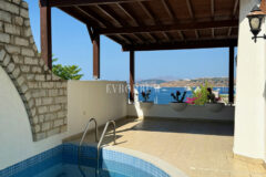 Yıllık kiralık, Kale ve adalar manzaralı Bodrum Evi