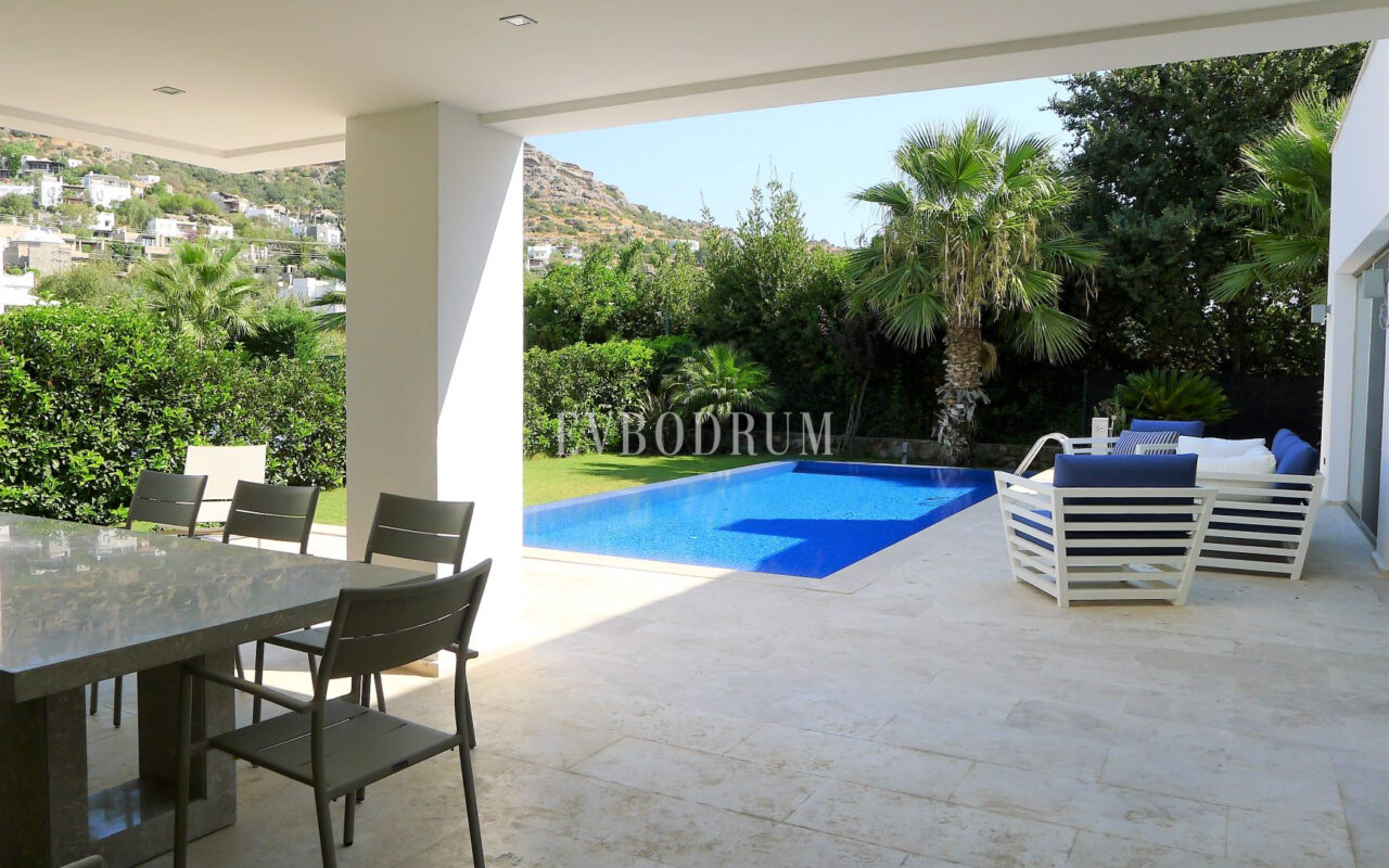 Havuzlu Yeni Villa, Sahile 5 Dakika Yürüme Mesafesinde, Haftalık Kiralık