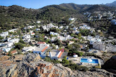 Havuzlu ve Panoramik Deniz Manzaralı Şık Ev