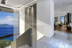 Yeni Proje: Denize Sıfır, Geniş, Havuzlu villa