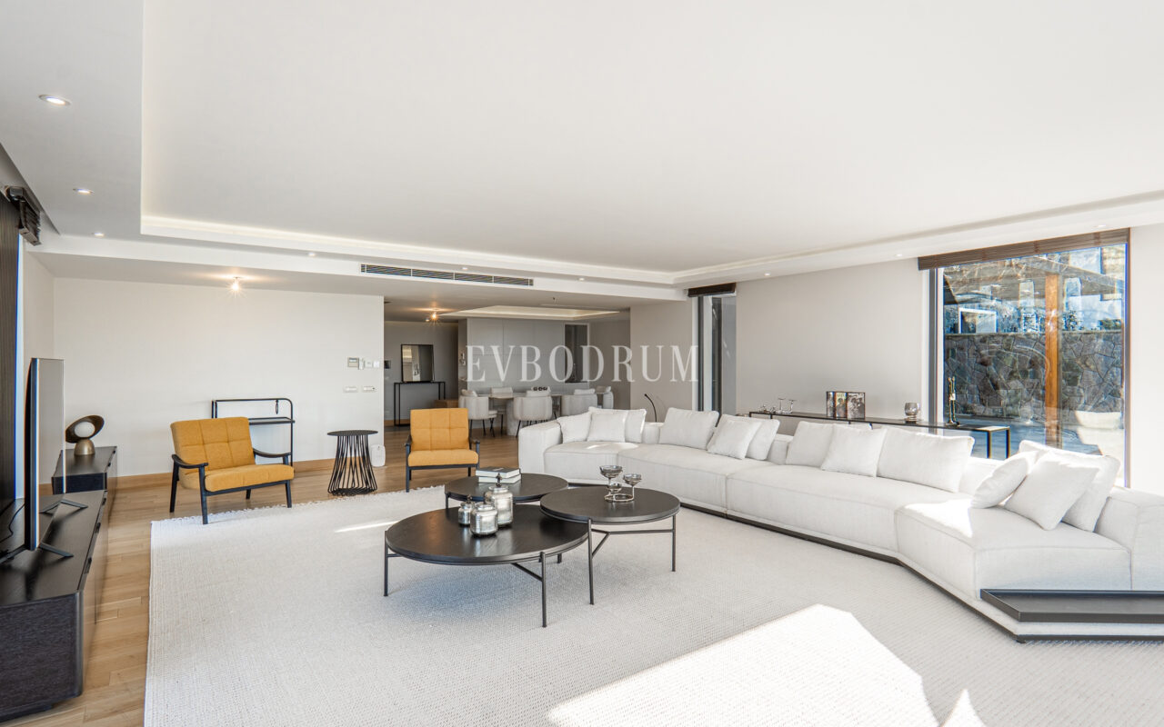 Yalıkavak’ta şehir konsepti:Deniz manzaralı, havuzlu lüks villa