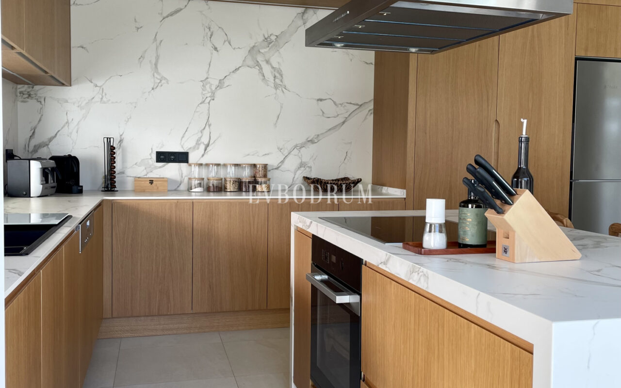 Yalikavak Merkez’de Modern Havuzlu Villa