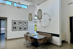 Bitez’de 2 Havuzlu, Misafir Evli Büyük Bahçeli Villa