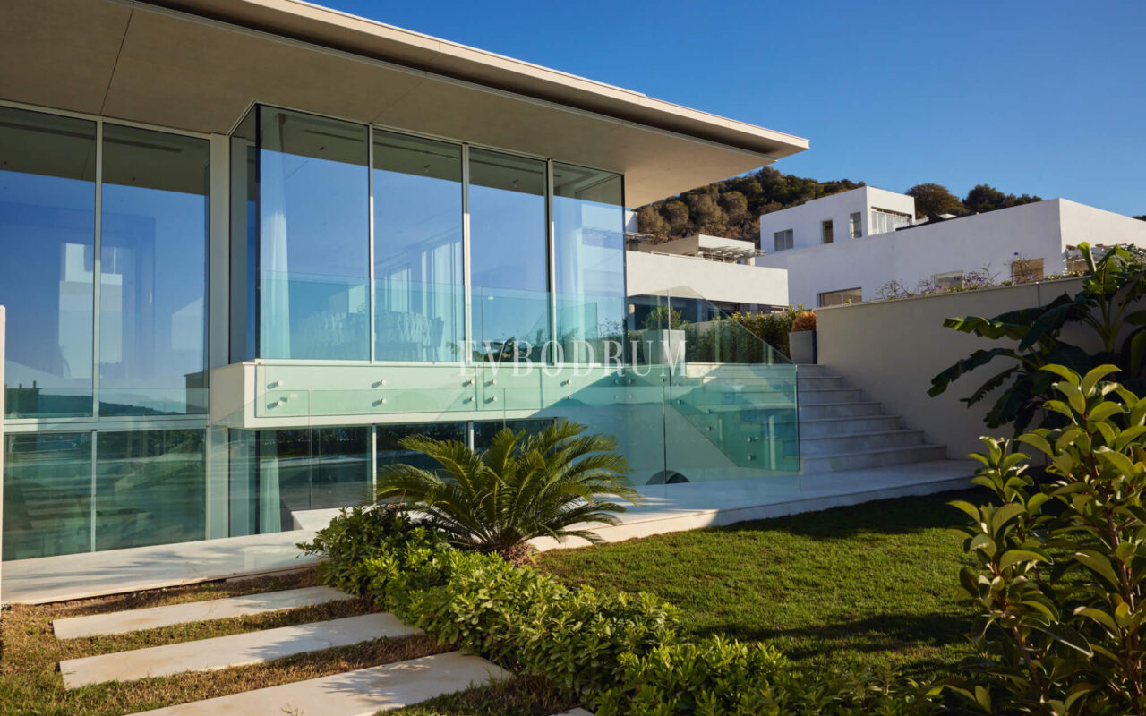 Yalıkavak’ta özel havuzlu, mimari tasarımlı yeni proje