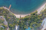 Muhteşem Manzaralı ve Plaja Erişimli Şık Daire – Beach Aerial2