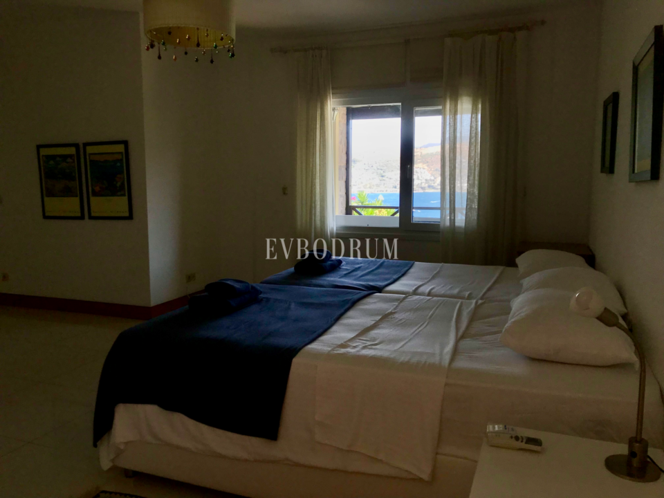 Sezonluk Kiralık: Gündoğan’da Özel Havuzlu Geniş Villa – .