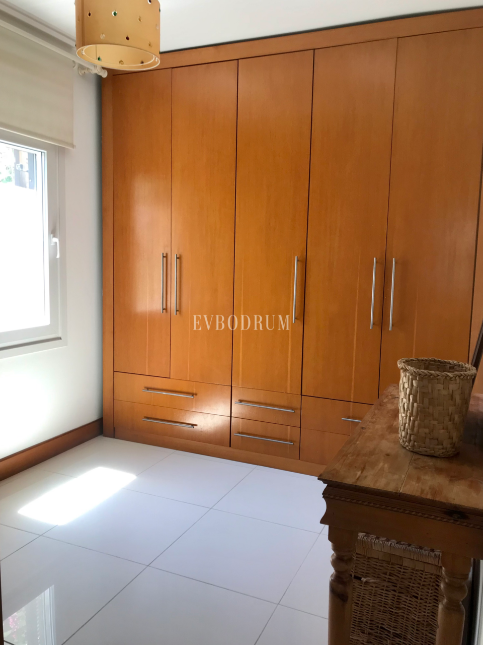 Sezonluk Kiralık: Gündoğan’da Özel Havuzlu Geniş Villa – .