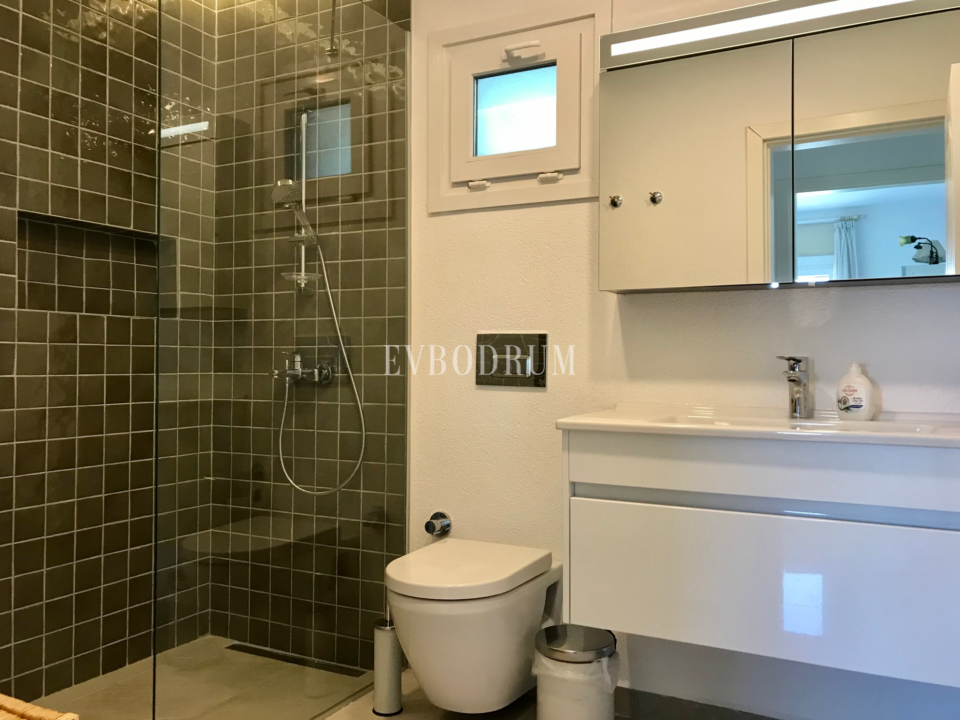 Sezonluk Kiralık: Gündoğan’da Özel Havuzlu Geniş Villa – .