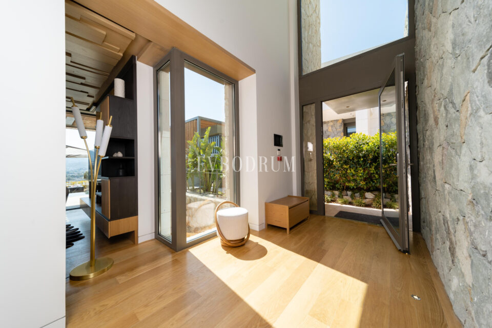 Yalıkavak’ta Denize Sıfır Lüks Villa – Görsel 7