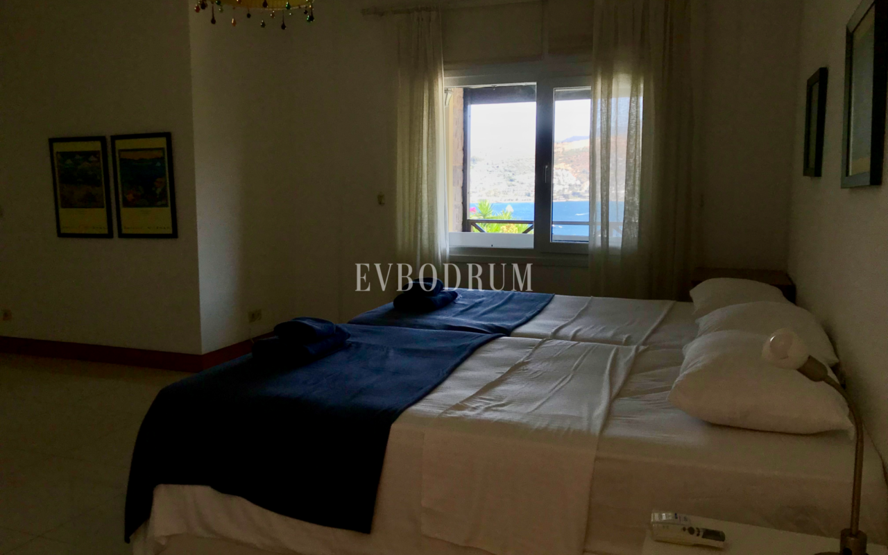 Sezonluk Kiralık: Gündoğan’da Özel Havuzlu Geniş Villa