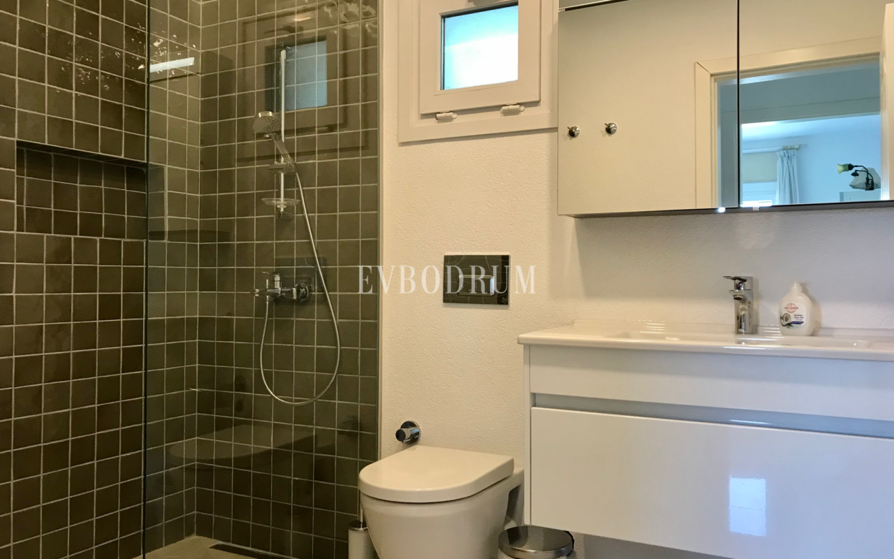 Sezonluk Kiralık: Gündoğan’da Özel Havuzlu Geniş Villa