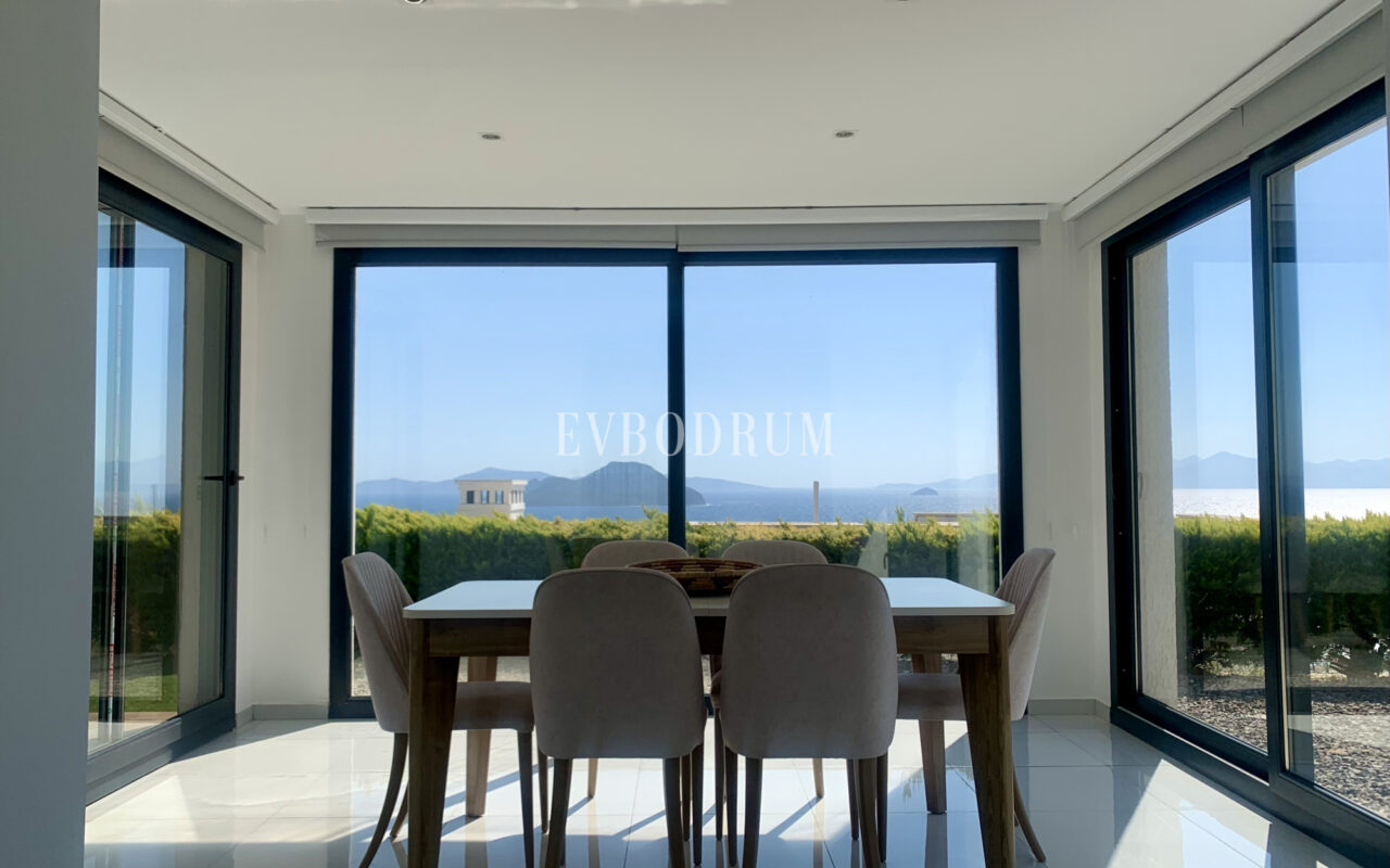 Muhteşem adalar ve deniz manzaralı, havuzlu villa