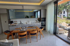 Plaja Yakın Ortak Havuzlu Tek Katlı Evler