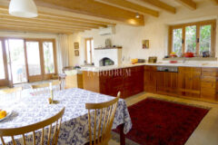 Havuzlu ve Panoramik Deniz Manzaralı Şık Ev