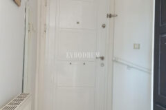 Merkezi lokasyonda, deniz manzaralı ikiz şehir evi