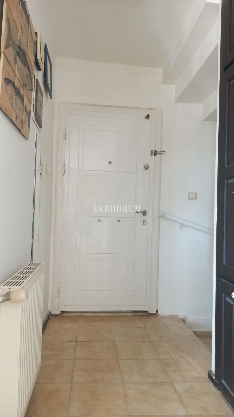 Merkezi lokasyonda, deniz manzaralı ikiz şehir evi – Görsel 7