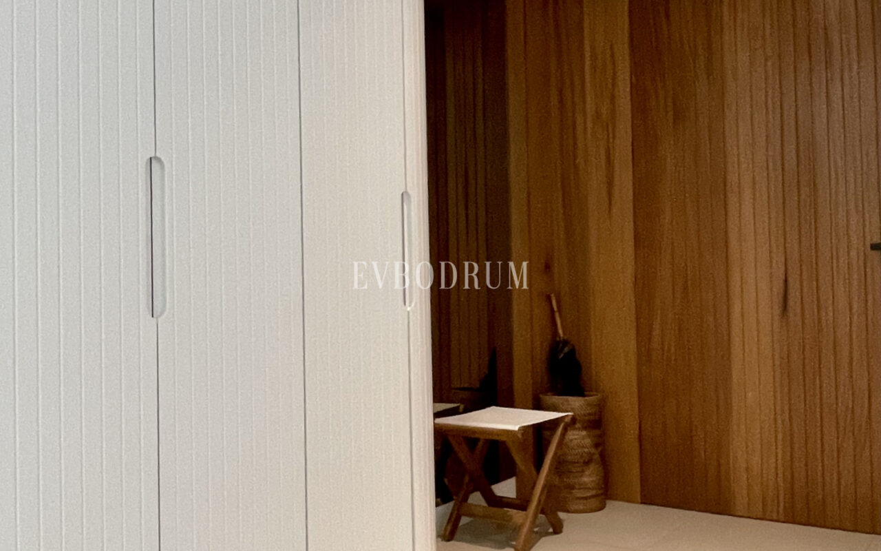 Yalikavak Merkez’de Modern Havuzlu Villa