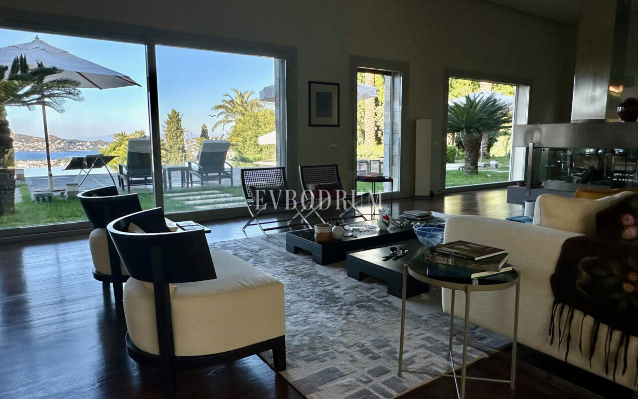 Yalıkavak Körfezi ve Marina Manzaralı Özel Villa