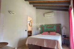 7.970 m2 arazi içinde harika, havuzlu taş ev ve misafirhanesi