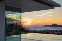 Yalıkavak’ta özel havuzlu, mimari tasarımlı yeni proje